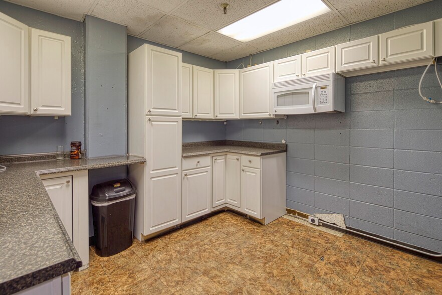 More Photos Of 3100 52nd Ave, Sacramento Refrigeration Cold Storage For Sale