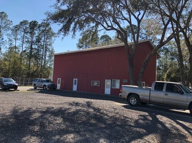 More Photos Of 2216 S Mimosa Ave, Middleburg General Retail For Sale
