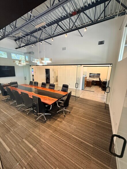 More Photos Of 1980 Central Ave, Saint Petersburg Loft Creative Space For Lease