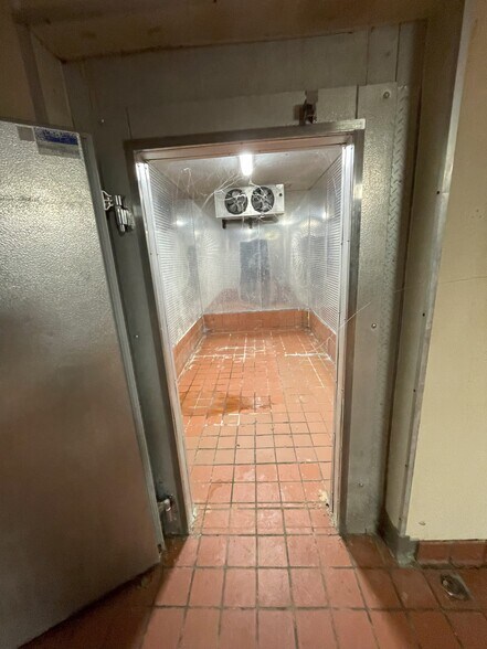 More Photos Of 2235 Burton Ln, Martinsville Fast Food For Lease