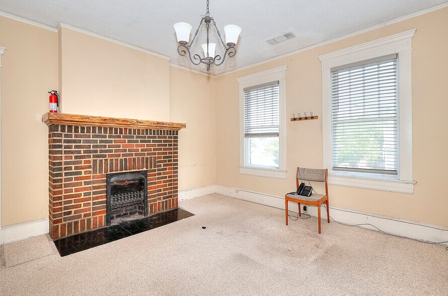 More Photos Of 338 N Broad St, Monroe Office Residential For Sale