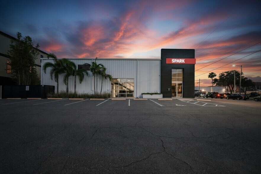 More Photos Of 2309 W Platt St, Tampa Freestanding For Lease