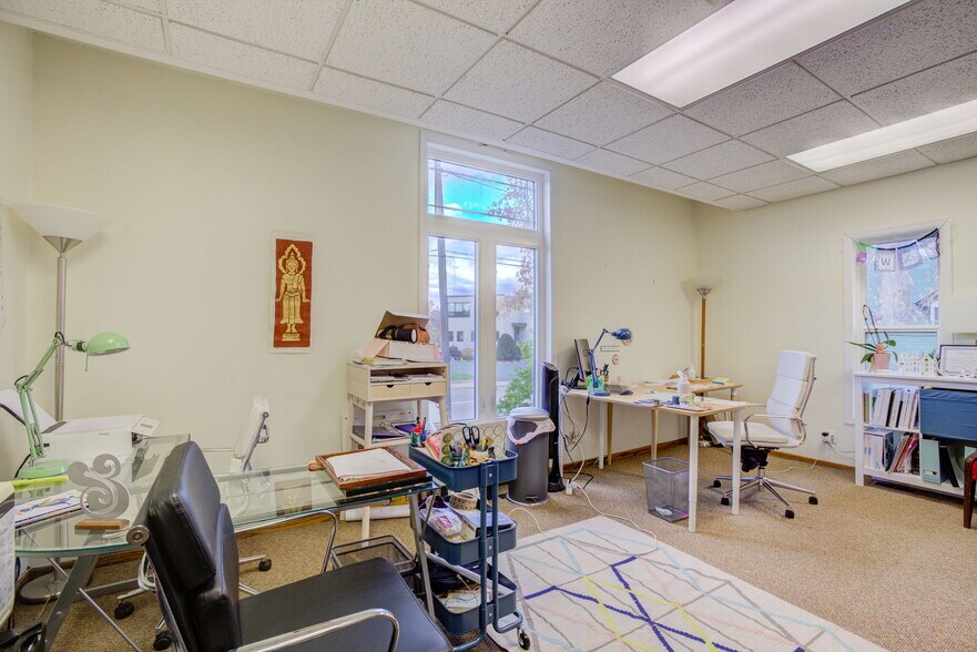 More Photos Of 2434 Commerce Blvd, Mound Office For Sale