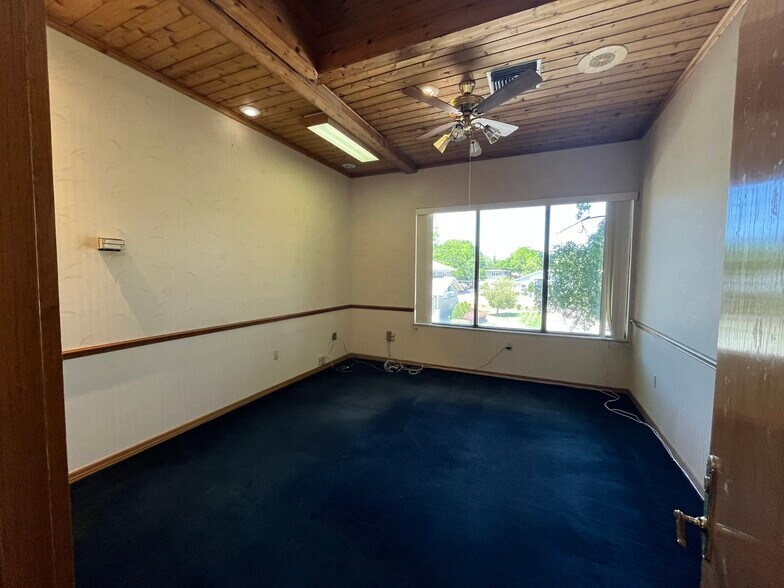 More Photos Of 200 N Thornton Ave, Orlando Office For Sale