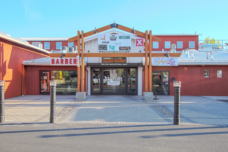 More Photos Of 500 SW Industrial Way, Bend Freestanding For Lease