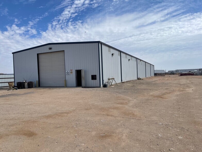 More Photos Of 2800 E I-20 Service, Midland Warehouse For Sale