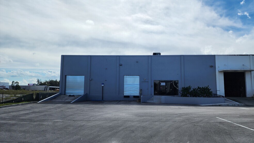 More Photos Of 7890 NW 34th St, Miami Warehouse For Lease