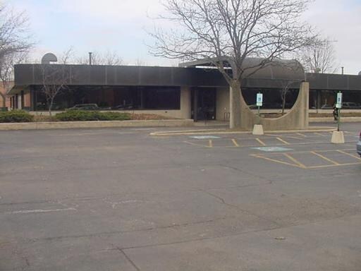 More Photos Of 1425 N McLean Blvd, Elgin Medical For Sale