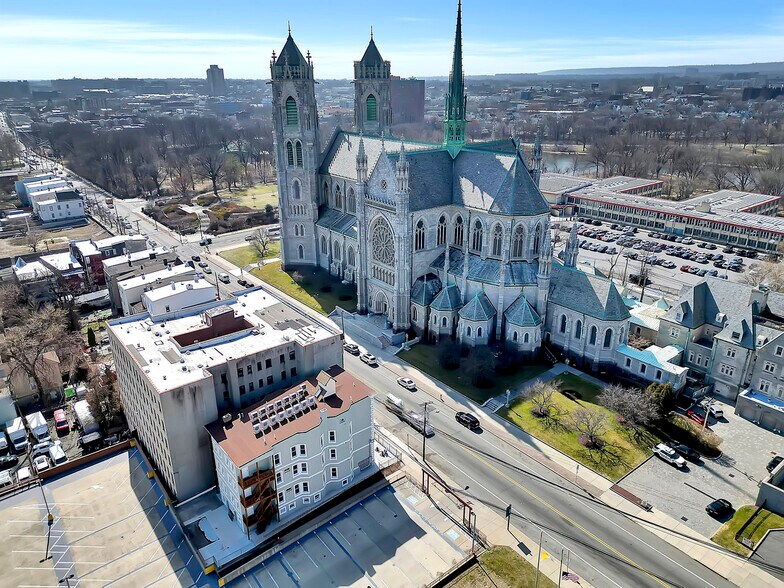 More Photos Of 155-157 Clifton Ave, Newark Apartments For Sale