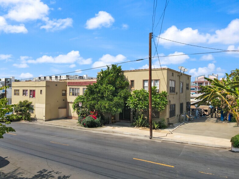More Photos Of 3013 W 11th St, Los Angeles Apartments For Sale