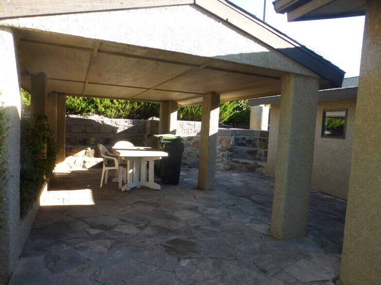 More Photos Of 154 E Merritt St, Prescott Medical For Lease