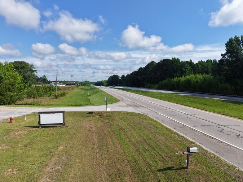 More Photos Of 272 Highway 41 N, Barnesville Office For Sale