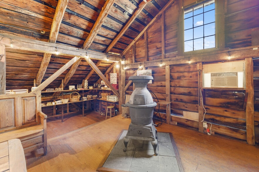 More Photos Of 52 Allhusen Rd, New Paltz Winery Vineyard For Sale