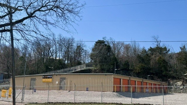 More Photos Of 130 Illinois St, Hot Springs National Park Self Storage For Sale