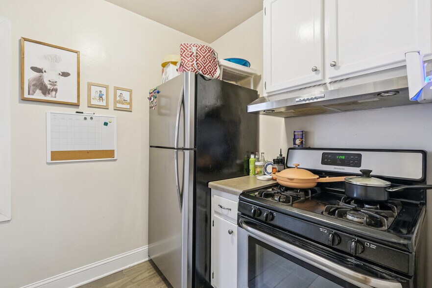 More Photos Of 1271 7th St W, Saint Paul Apartments For Sale