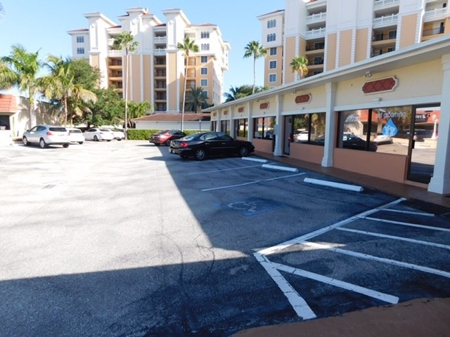 More Photos Of 127 Tampa Ave E, Venice Storefront Retail Office For Lease