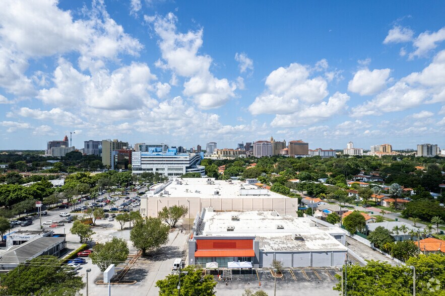 More Photos Of 2120 SW 32nd Ave, Miami Freestanding For Sale