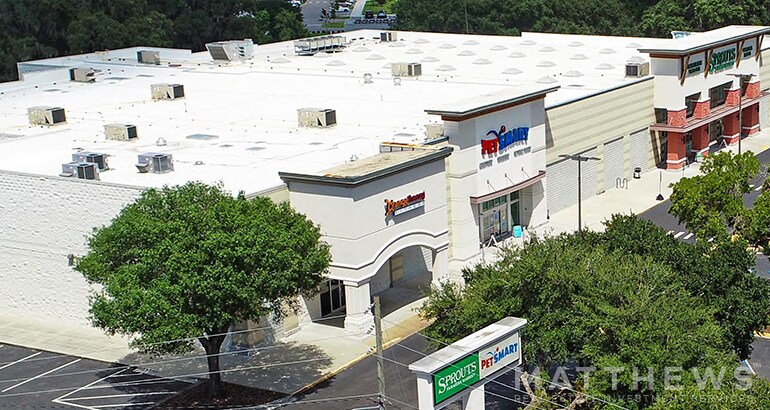 More Photos Of 3311-3327 Lithia Pinecrest Rd, Valrico Storefront For Sale