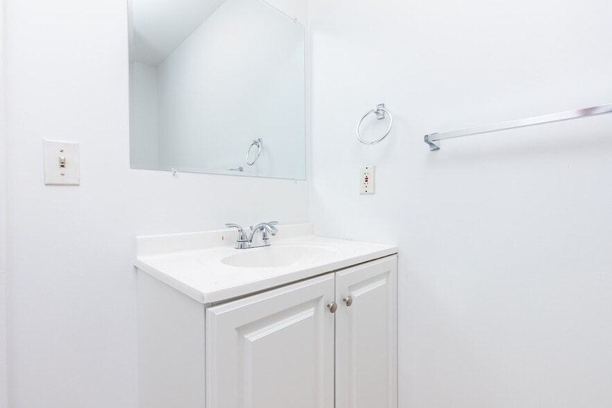 More Photos Of 117 Boulevard, Seaside Heights Apartments For Sale