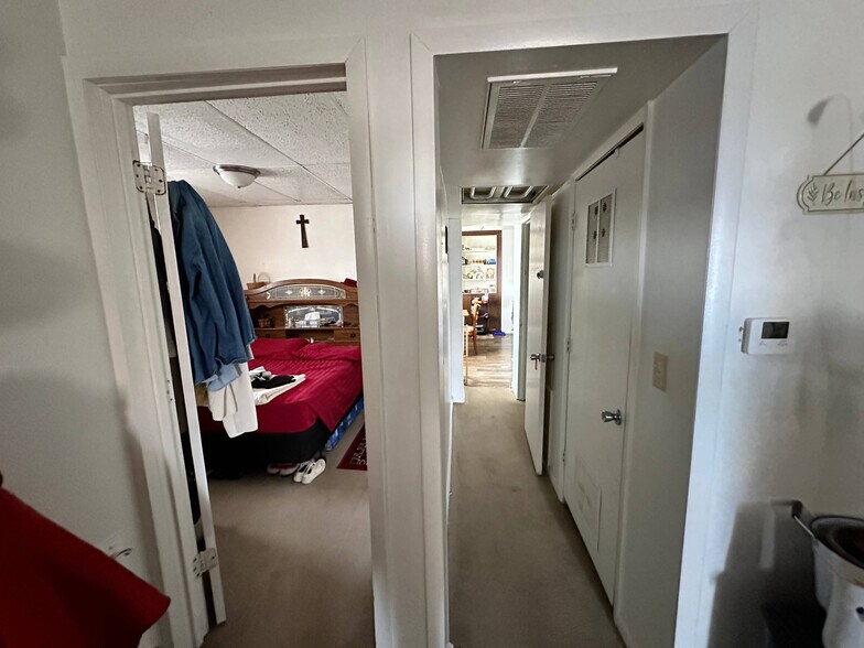 More Photos Of 1831 N C St, Elwood Apartments For Sale