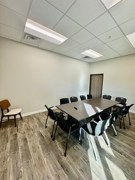 More Photos Of 1680 SW Ankeny Rd, Ankeny Apartments For Lease