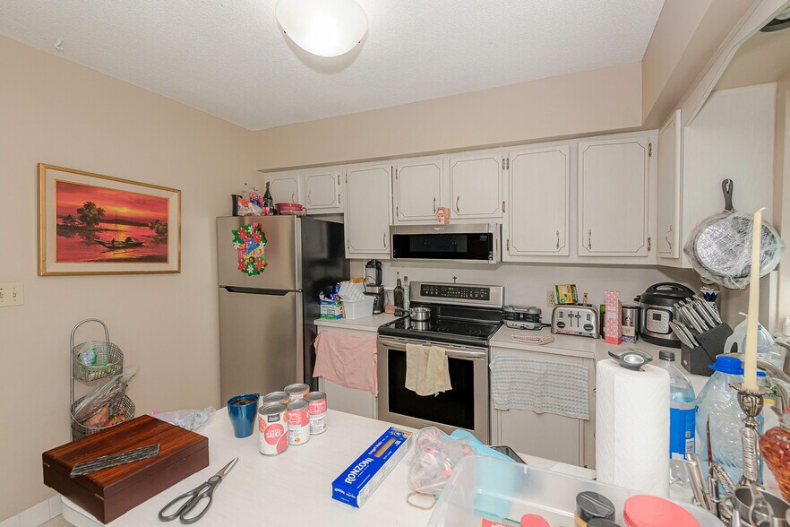 More Photos Of 321 SE 1st Ave, Pompano Beach Multifamily For Sale