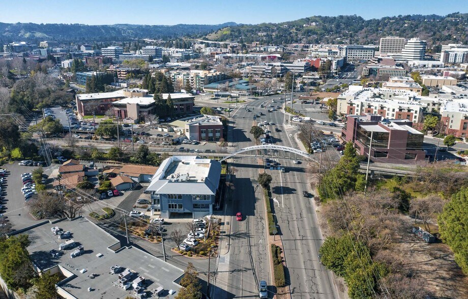 More Photos Of 877 Ygnacio Valley Rd, Walnut Creek Office For Lease