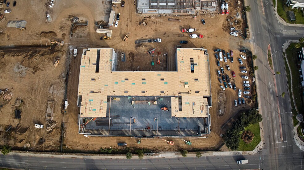 More Photos Of 12551 Telegraph Rd, Santa Fe Springs Unknown For Lease