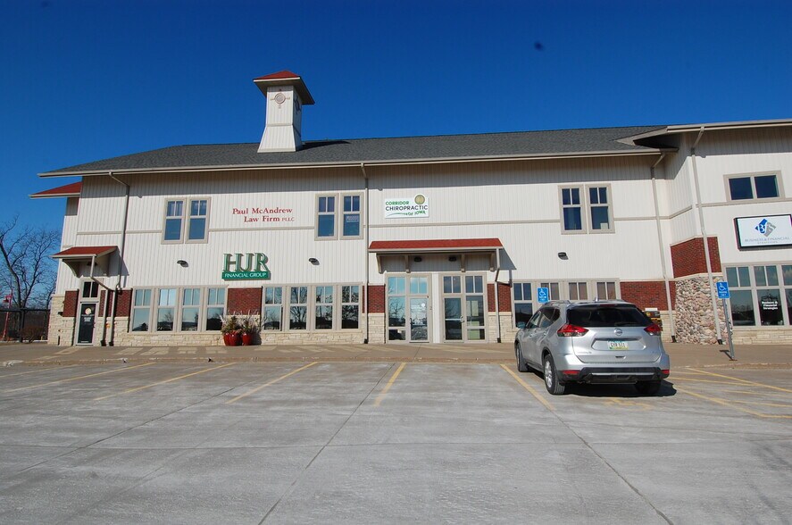More Photos Of 2771 Oakdale Blvd, Coralville Storefront Retail Office For Sale