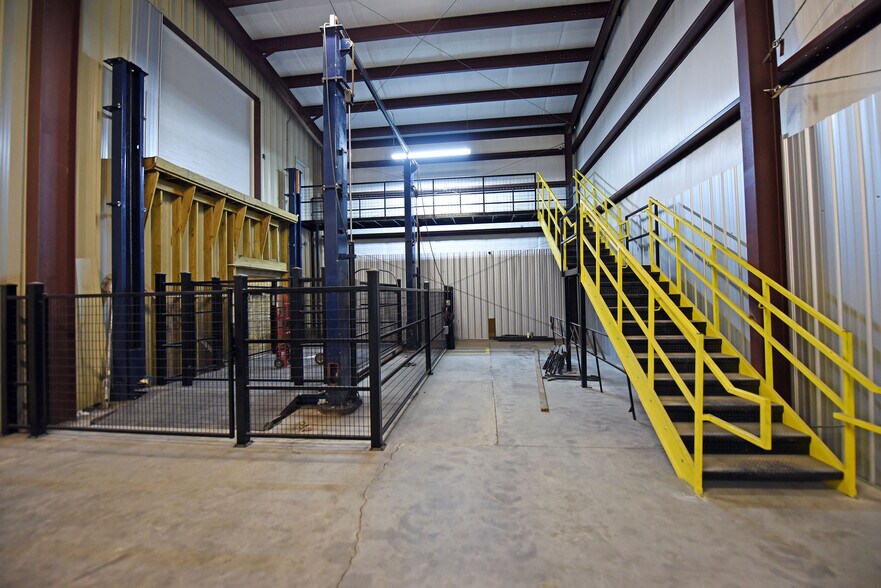 More Photos Of 166 Young Harris St, Blairsville Self Storage For Sale