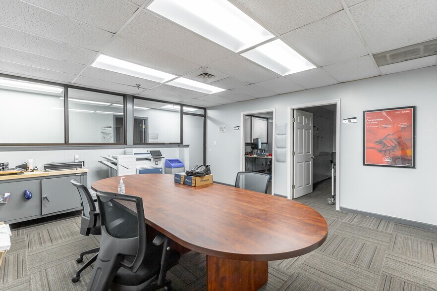 More Photos Of 1750 Hardeman Ln NE, Cleveland Warehouse For Lease