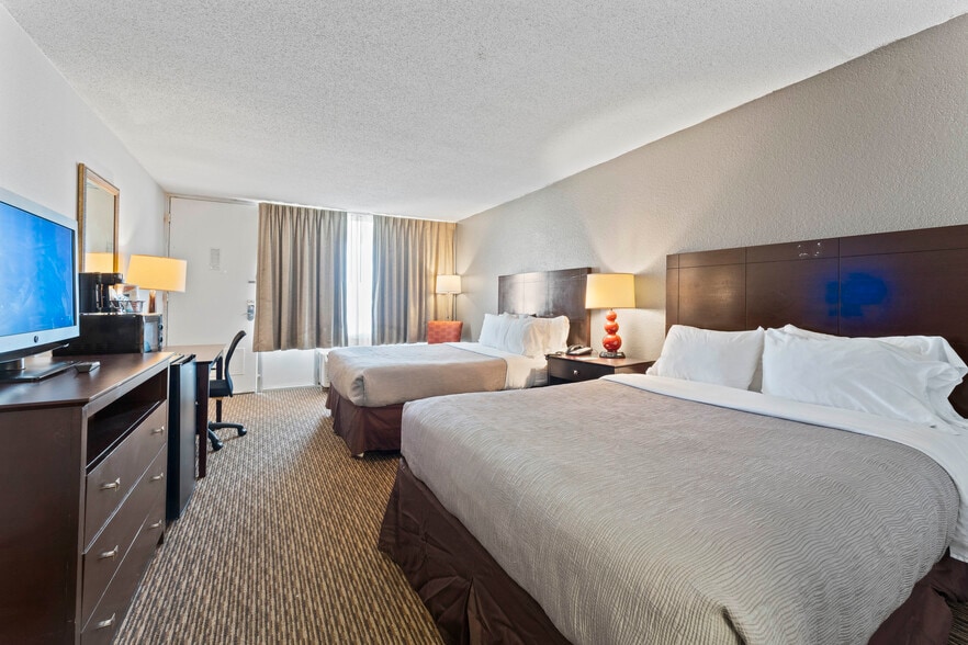 More Photos Of 9970 Airline Hwy, Baton Rouge Hotel For Sale
