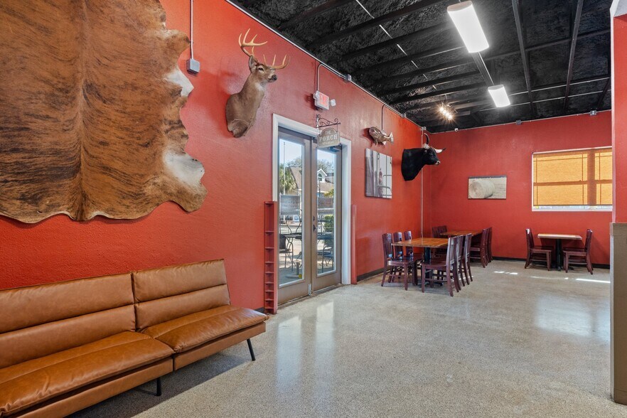 More Photos Of 508 Citrus Ave, Crystal River Restaurant For Sale