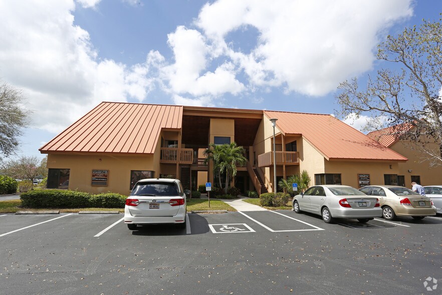 Primary Photo Of 2831 Ringling Blvd, Sarasota Medical For Sale