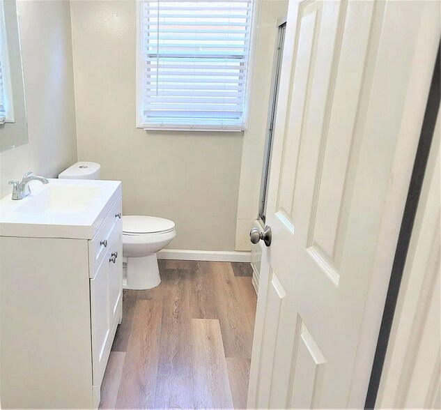 More Photos Of 1315 135th Ave, San Leandro Apartments For Sale