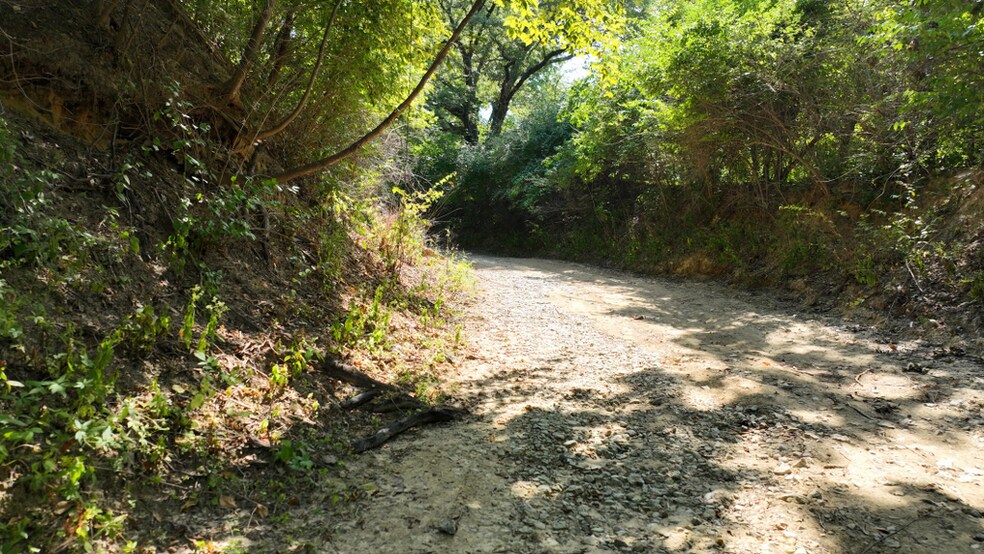 More Photos Of 2681 Casey Ave, Letts Land For Sale