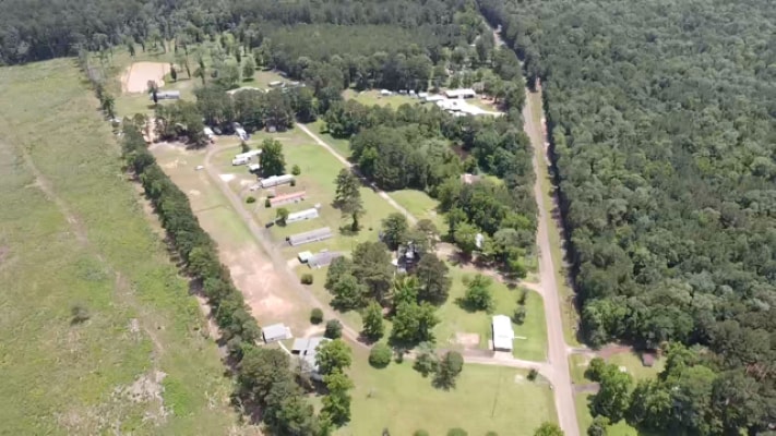 More Photos Of 456 Jeans TLPK, Hemphill Manufactured Housing Mobile Home Park For Sale