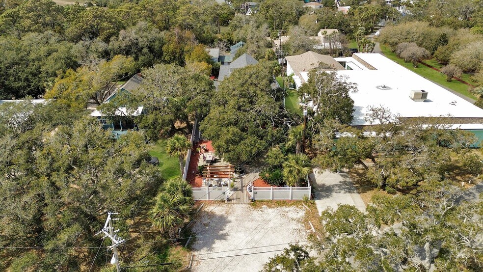 More Photos Of 24 Van Horne Ave, Tybee Island Hospitality For Sale