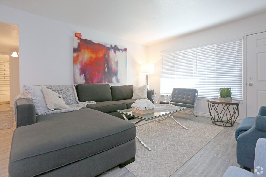 More Photos Of 3001 N 32nd St, Phoenix Apartments For Sale