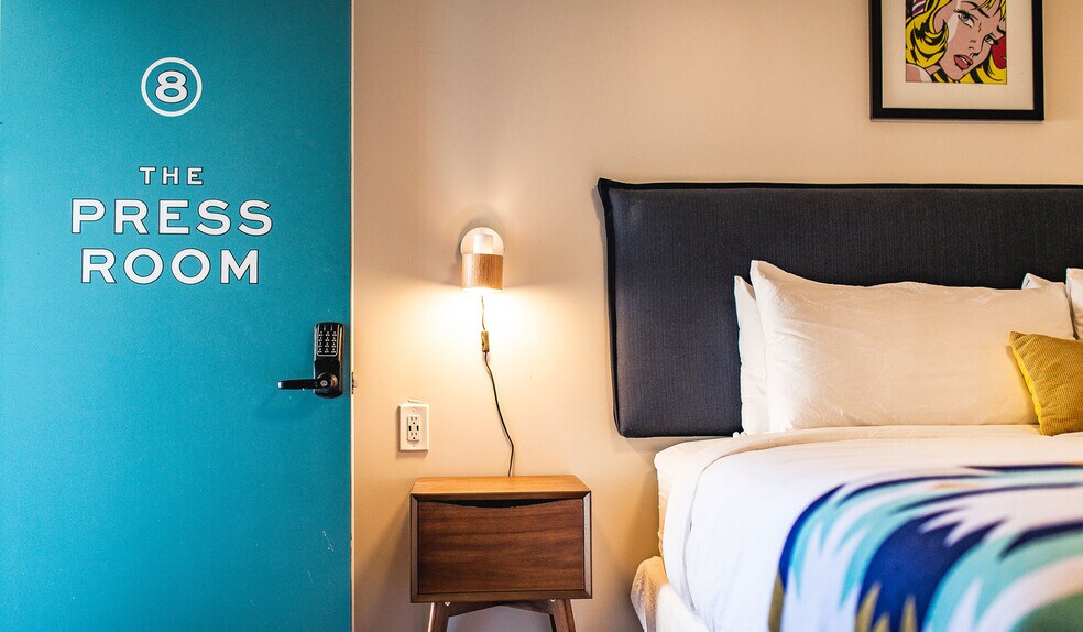 More Photos Of 14818 US-290 E, Stonewall Hotel For Sale