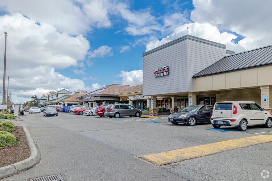 More Photos Of 4423-4621 S Meridian Ave, Puyallup General Retail For Lease