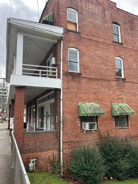 More Photos Of 503 Main St, Madison Hospitality For Sale