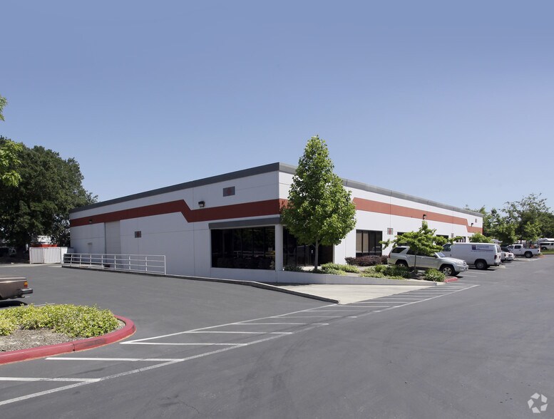 More Photos Of 970 F St, West Sacramento Warehouse For Lease
