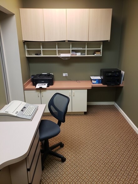 More Photos Of 180 White Rd, Little Silver Medical For Lease