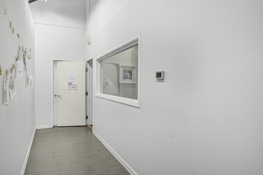 More Photos Of 903 Proton Rd, San Antonio Medical For Sale