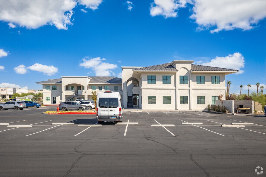 More Photos Of 3027 E Sunset Rd, Las Vegas Office Residential For Lease