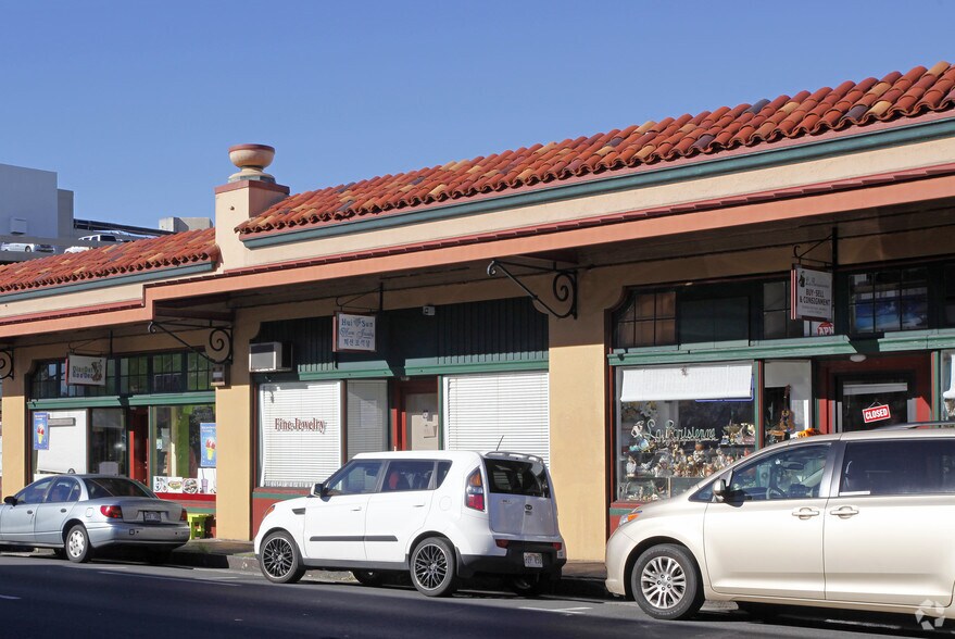 More Photos Of 1104 Pensacola St, Honolulu Storefront For Lease