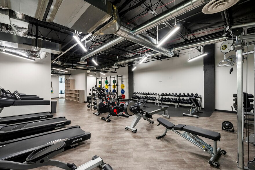 More Photos Of 400 W 48th Ave, Denver Office For Lease