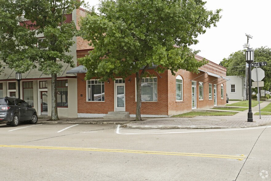 Primary Photo Of 125 W Main St, Allen Office For Lease