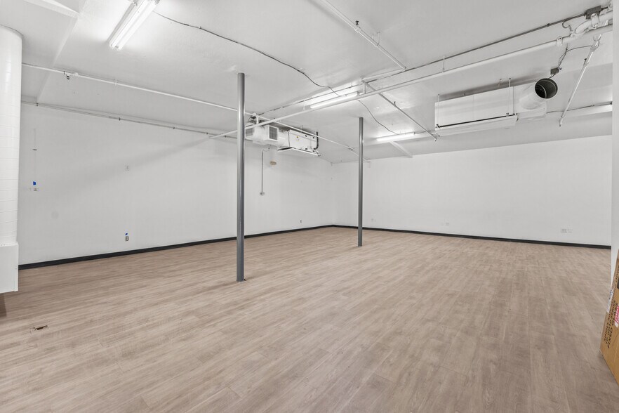 More Photos Of 3535 N Anza Rd, Palm Springs Warehouse For Lease